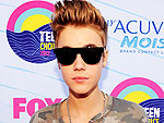 Stars Rock the Pink Carpet at the 2012 Teen Choice Awards