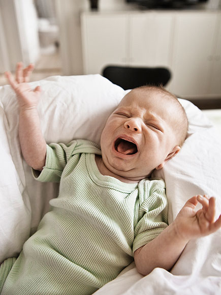 10 Ways to Make Your Baby's First Week Cozy