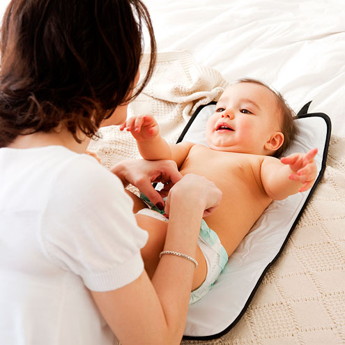 5 Ways to Keep Your Baby's Skin Soft This Winter