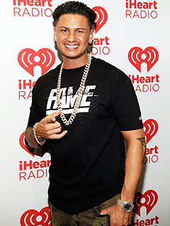 Pauly D Welcomes Daughter 