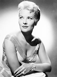 Tennessee Waltz Singer Patti Page Dies