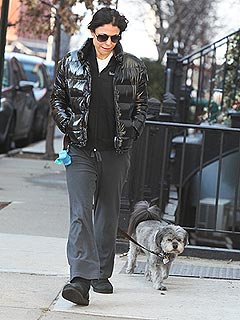 Bethenny Frankel Walks Her Dog After Filing for Divorce | Bethenny Frankel