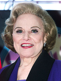'Dear Abby' Pauline Phillips Dies at 94