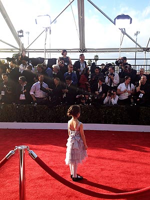 'Lily' from Modern Family: A Precious Pose on SAG Red Carpet