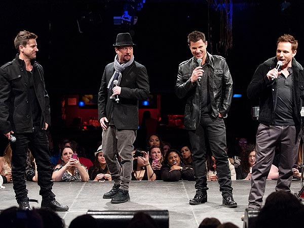 98 Degrees Is All Grown Up – and Back on Tour!| 98 Degrees, Drew Lachey, Jeff Timmons, Nick Lachey
