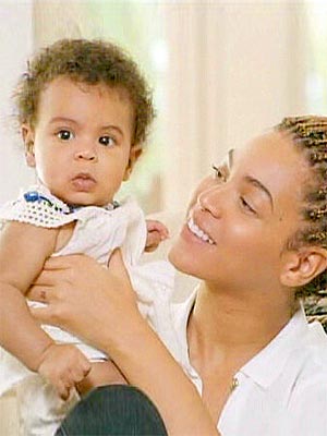 Beyonce Baby 2013 on See Beyonc   And Jay Z   S Daughter Blue Ivy     Moms   Babies