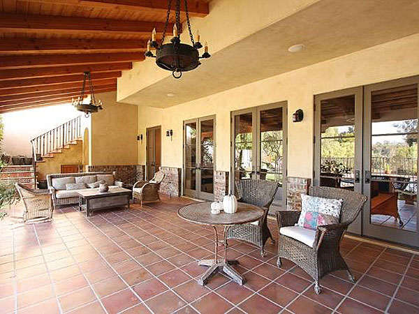 LeAnn Rimes & Eddie Cibrian Buy $3 Million L.A. Mansion| Celeb Real Estate, Eddie Cibrian, LeAnn Rimes