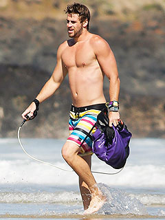Liam Hemsworth Has Change of Heart – Joins Twitter | Liam Hemsworth