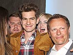 PHOTO: Emma Stone Photobombs Boyfriend Andrew Garfield | Andrew Garfield, Emma Stone