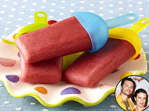 Debi Mazar & Gabriele Corcos, Stars of Extra Virgin, Fuse Tofu & Berries for Summertime Treat