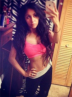 Wow! Nicole 'Snooki' Polizzi Shows Off Post-Baby Abs | Nicole Polizzi