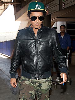 Bruno Mars's Mother Dies of Brain Aneurysm | Bruno Mars