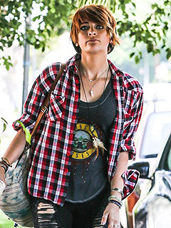 Paris Jackson Timeline: From Masks in Public to Suicide Attempt | Paris Jackson