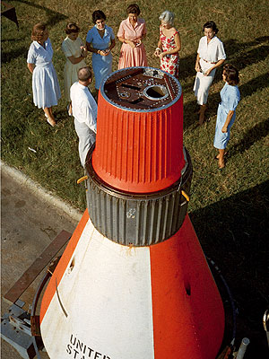 wives astronauts schirra jo mercury astronaut carpenter rene grissom betty capsule glenn annie 1959 stress seven lives inside left their