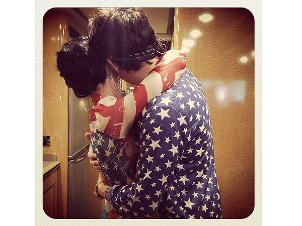 Katy Perry Snuggles Up to John Mayer in New Photo