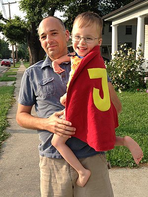 Robyn Rosenberger Makes Superhero Dreams Come True for Sick Children| Heroes Among Us, Good Deeds, Real People Stories, Real Heroes