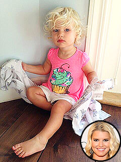 Jessica Simpson: Maxwell Is 'Crazy Beautiful'