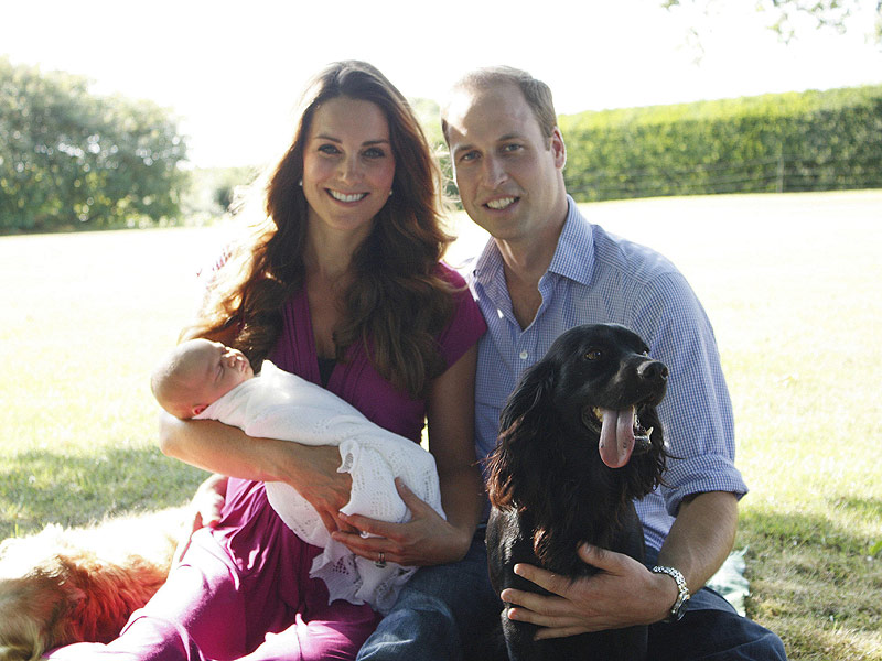 Prince William and Kate Release Official Family Photos