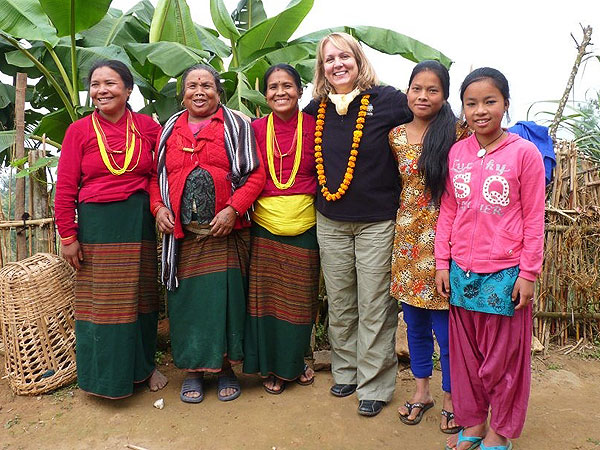 Marsha Wallace's Nationwide Dining Club Helps Women Around the World| Heroes Among Us, Good Deeds, Real People Stories, Real Heroes
