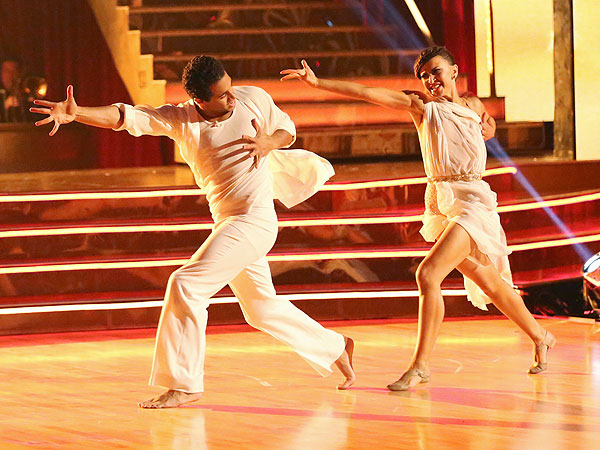 Karina Smirnoff's DWTS Blog: Last Week's Big Lift Was a 'Little Shaky'
