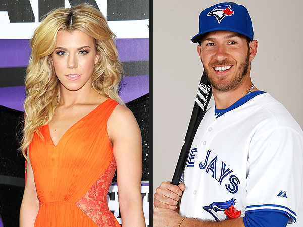 Kimberly Perry Engaged to J.P. Arencibia