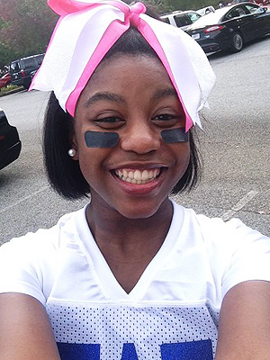 Atlanta High School Cheerleader Breaks Guinness World Record with 44 Back Handsprings