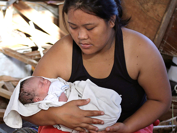 'Miracle' Baby Bea Joy Born in the Philippines| Real People Stories