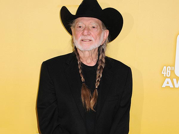 Willie Nelson Band Members Injured in Tour Bus Crash