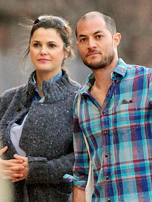 Keri Russell, Shane Deary Separate