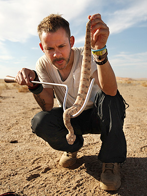 Dominic Monaghan Cuddles Up to Venomous Snakes on New Show