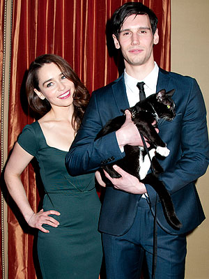 Cat Fight! Feline Stars of Breakfast at Tiffany's Cause Trouble| Cats, Breakfast at Tiffany's
