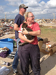 Cat Rescued After Spending Six Days Under the Rubble in Oklahoma