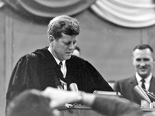 Rare and New Photos: President Kennedy Touring the U.S. in the Autumn of 1963| Kennedy Assassination, Jacqueline Kennedy Onassis, John F. Kennedy