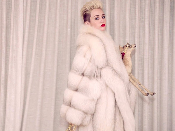 Miley Cyrus Turns 21 – Here Are 21 Times We Forgot How Young She Is| Liam Hemsworth, Miley Cyrus