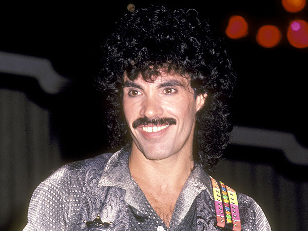 The 8 Greatest Mustaches of the '80s| Freddie Mercury, Geraldo Rivera, Hulk Hogan, Lionel Richie, Tom Selleck, Individual Class
