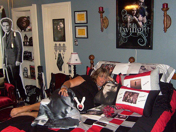 Twilight Premiered 5 Years Ago, but the Terror of Vampire Babies Lives On| Twilight, The Twilight Saga, Kristen Stewart, Robert Pattinson