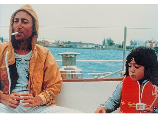 Remembering John Lennon: New App Reveals Rare Photos| John Lennon, Yoko Ono