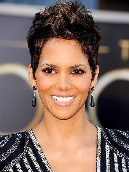 HALLE BERRY, 47 photo | Halle Berry