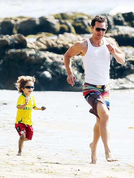 NATURE DAD: MATTHEW MCCONAUGHEY photo | Matthew McConaughey