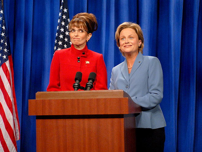 2. SNL: SARAH PALIN VS. HILLARY CLINTON photo | Amy Poehler, Tina Fey
