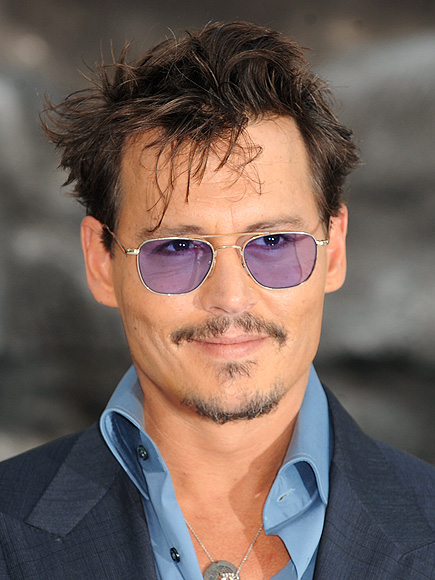 http://img2.timeinc.net/people/i/2013/specials/sma/covers/johnny-depp-1-435.jpg