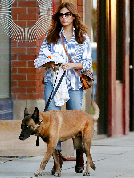 PAMPERED POOCH photo | Eva Mendes