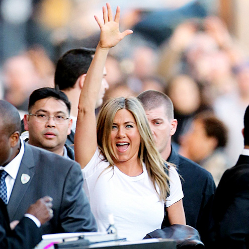 'HI' FIVE photo | Jennifer Aniston