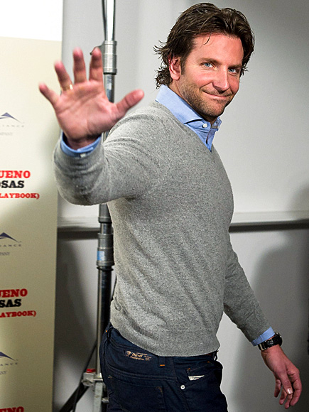 HAND-SOME ARRIVAL photo | Bradley Cooper