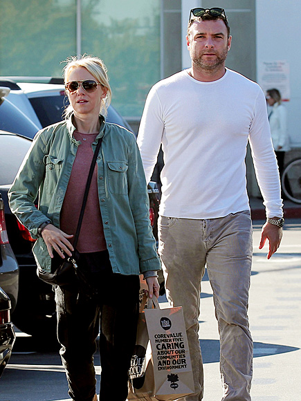 'GOODS' GOING photo | Liev Schreiber, Naomi Watts
