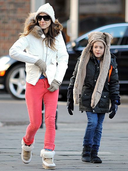 BUNDLED UP photo | Sarah Jessica Parker