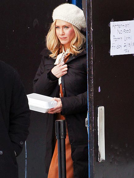 SET DRESSING photo | Jennifer Aniston