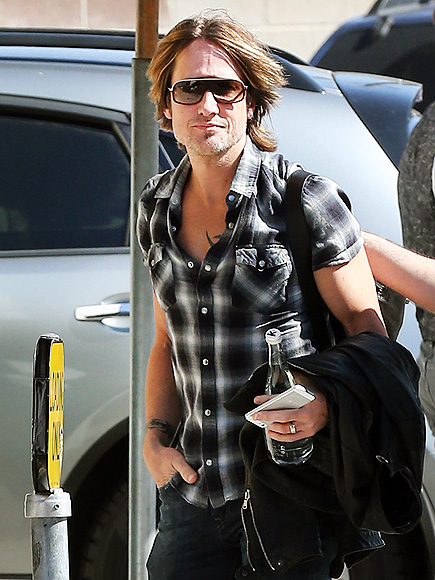 COUNTRY CASUAL photo | Keith Urban