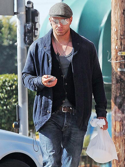 PICK-UP ARTIST photo | Kellan Lutz