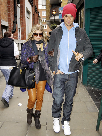 LINKED IN photo | Fergie, Josh Duhamel